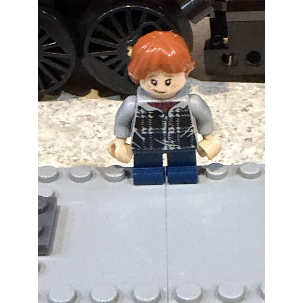 Harry Potter Hogwarts Express Building Blocks Train Set- not LEGO